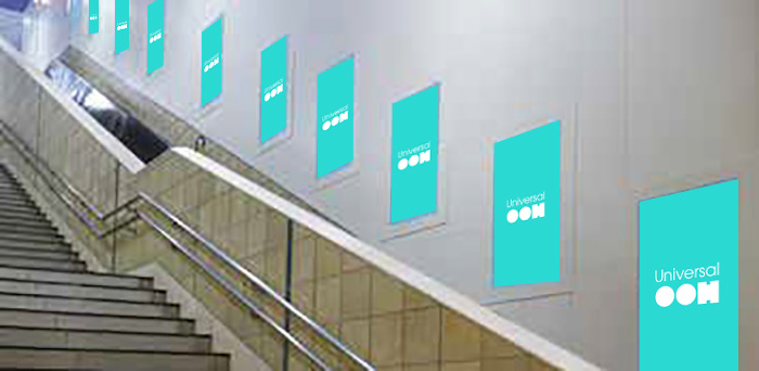 東急　二子玉川　階段壁面サイネージ